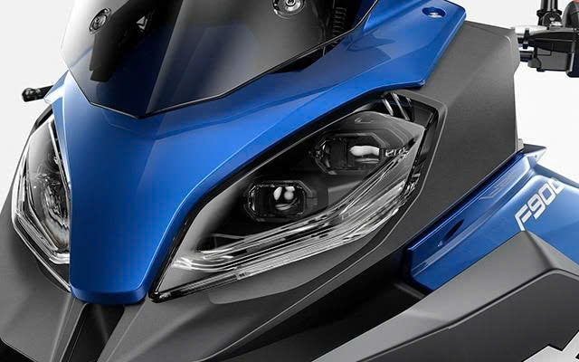 900xr (14)