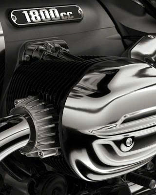 R 18 Classic (3)